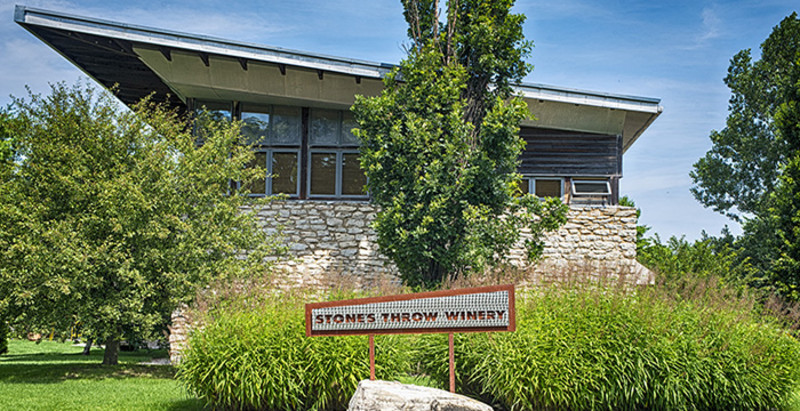 Stone's Throw Winery 